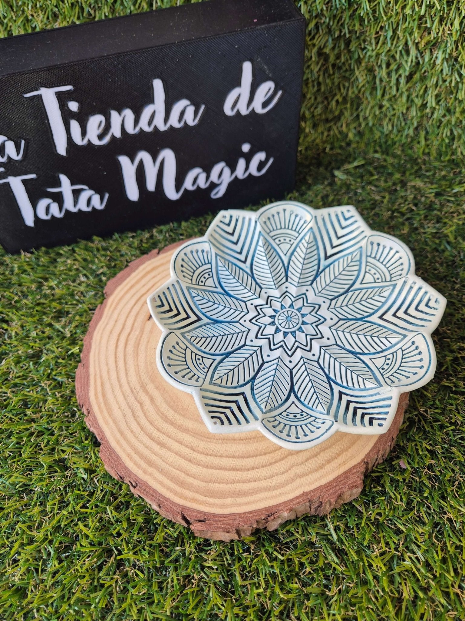 Bandeja Flor - Altar, Rituales y Minerales MineralesTienda esotérica Málaga - La Tienda de Tata Magic: tienda Esotérica en Málaga